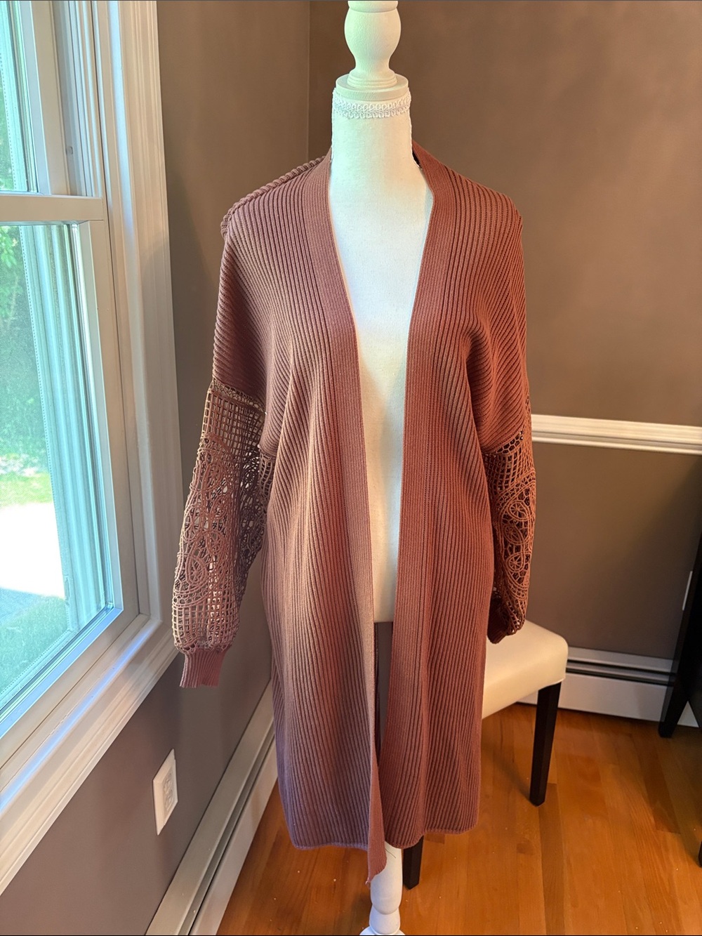 Long Open-Front Crochet-Sleeve Cardigan Sweater - Rust